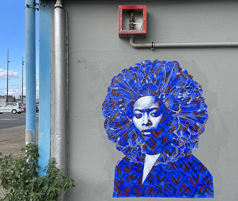 Roccoco, Femme à la chevelure ornementale / Nantes, France