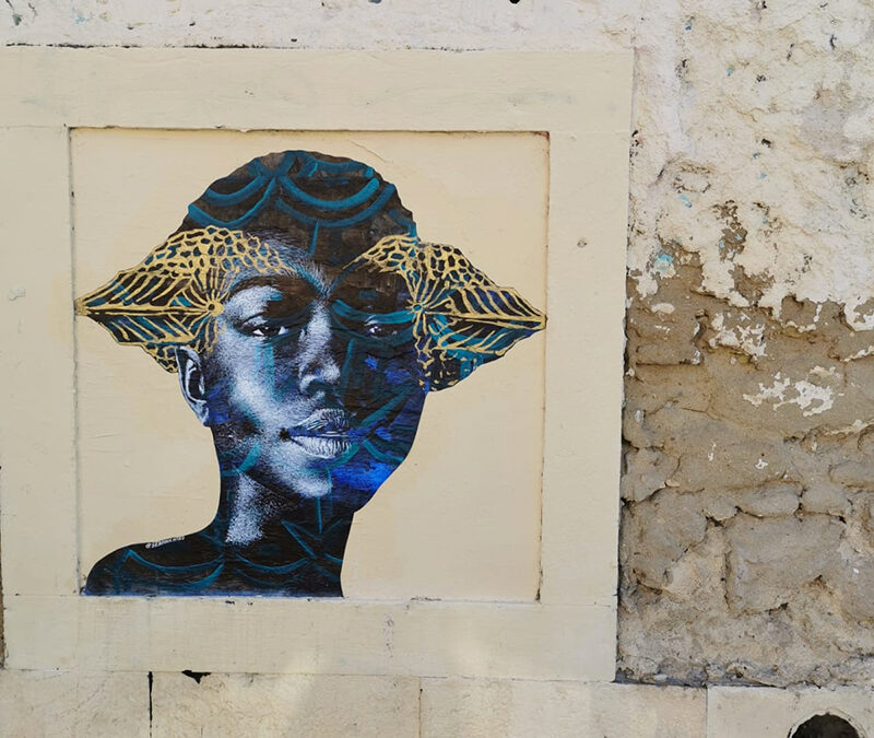Femme Africaine à la chevelure ornementale / Lisbonne, Portugal