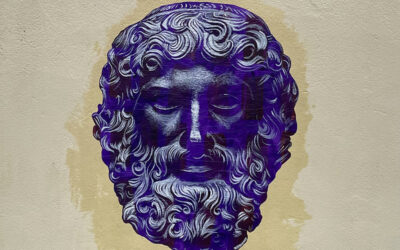 Masque de Zeus au fond violet / La Montagne, France