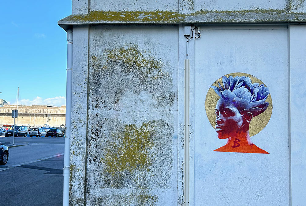 Springtime, Femme à la chevelure florale / Saint Nazaire, France – 2024