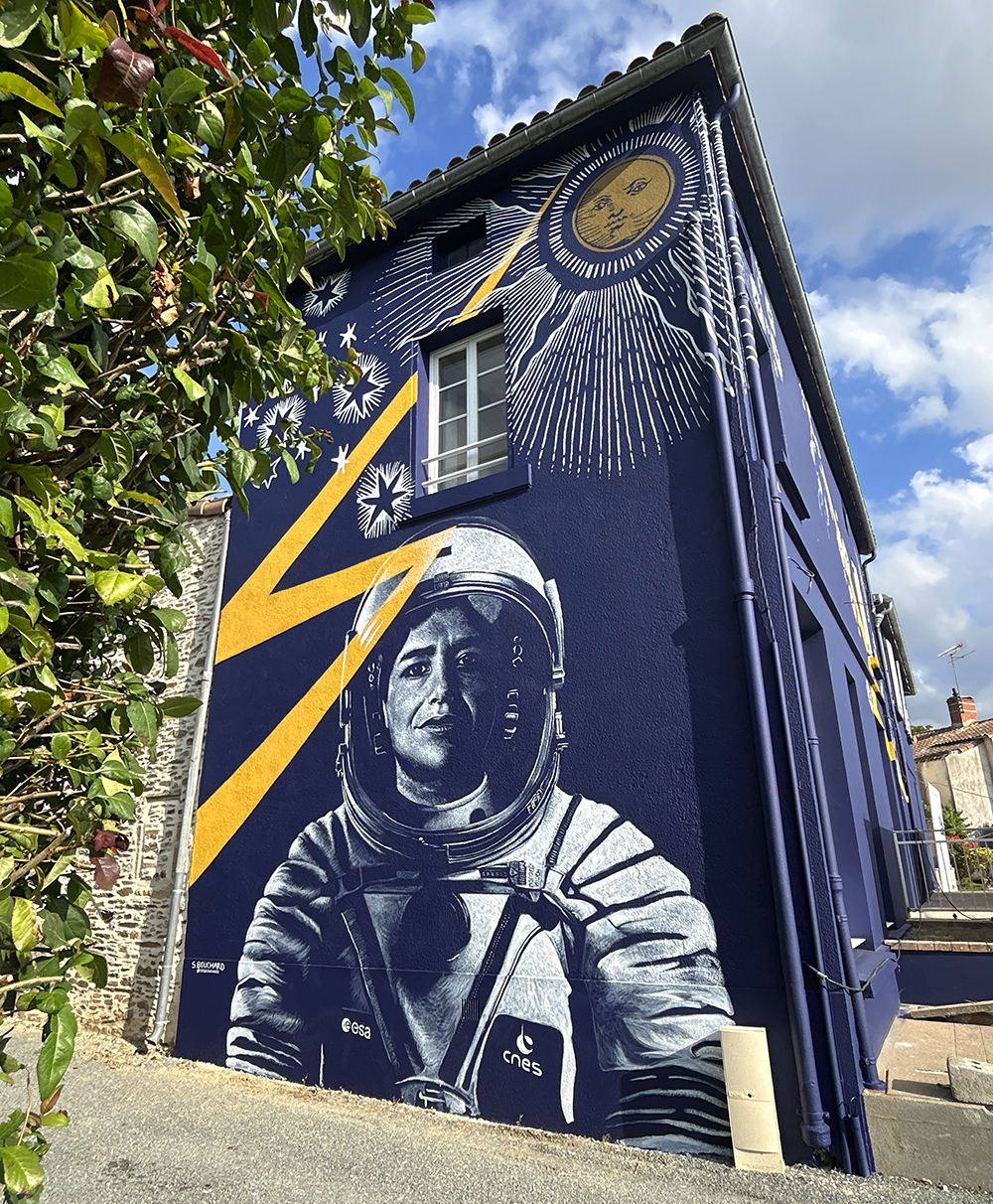 Major Tom / La Chapelle-Aux-Lys, France – 2025